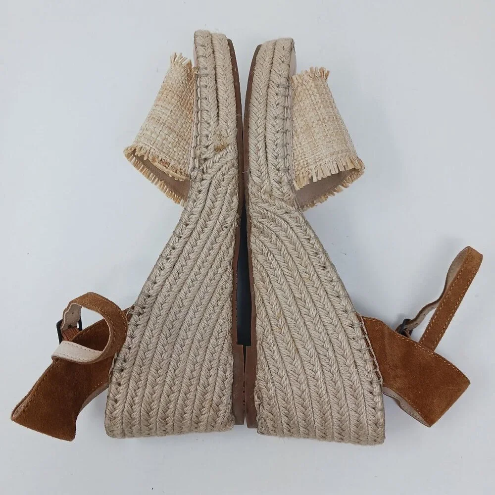 Chocolat Blu Isadora Espadrille Wedge Sandals 9.5 Cream Raffia
